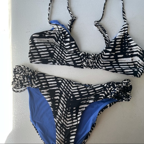 Dolce Vita Bikini - Picture 1 of 5